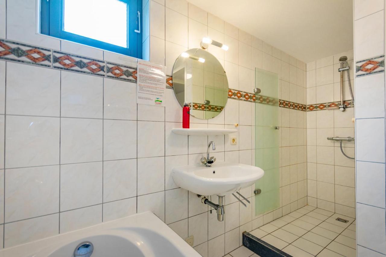 Haantjes Vakantiepark Hotel Formerum Ngoại thất bức ảnh