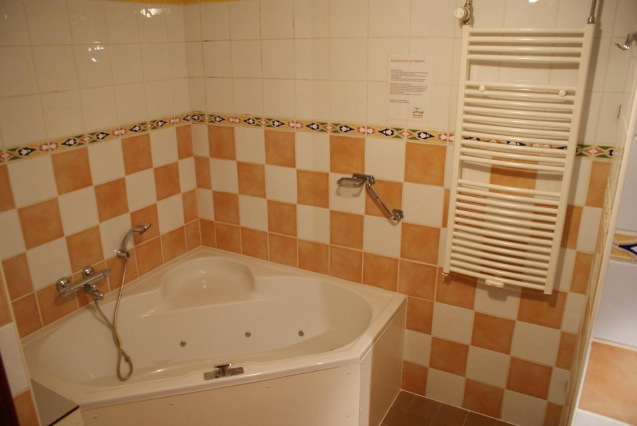 Haantjes Vakantiepark Hotel Formerum Ngoại thất bức ảnh